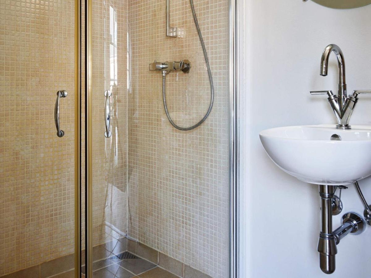 5 Person Holiday Home In AÅkirkeby Extérieur photo