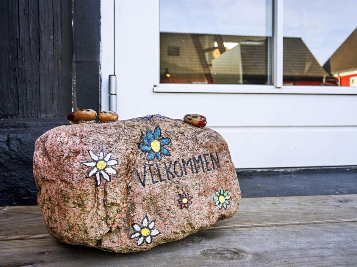 5 Person Holiday Home In AÅkirkeby Extérieur photo