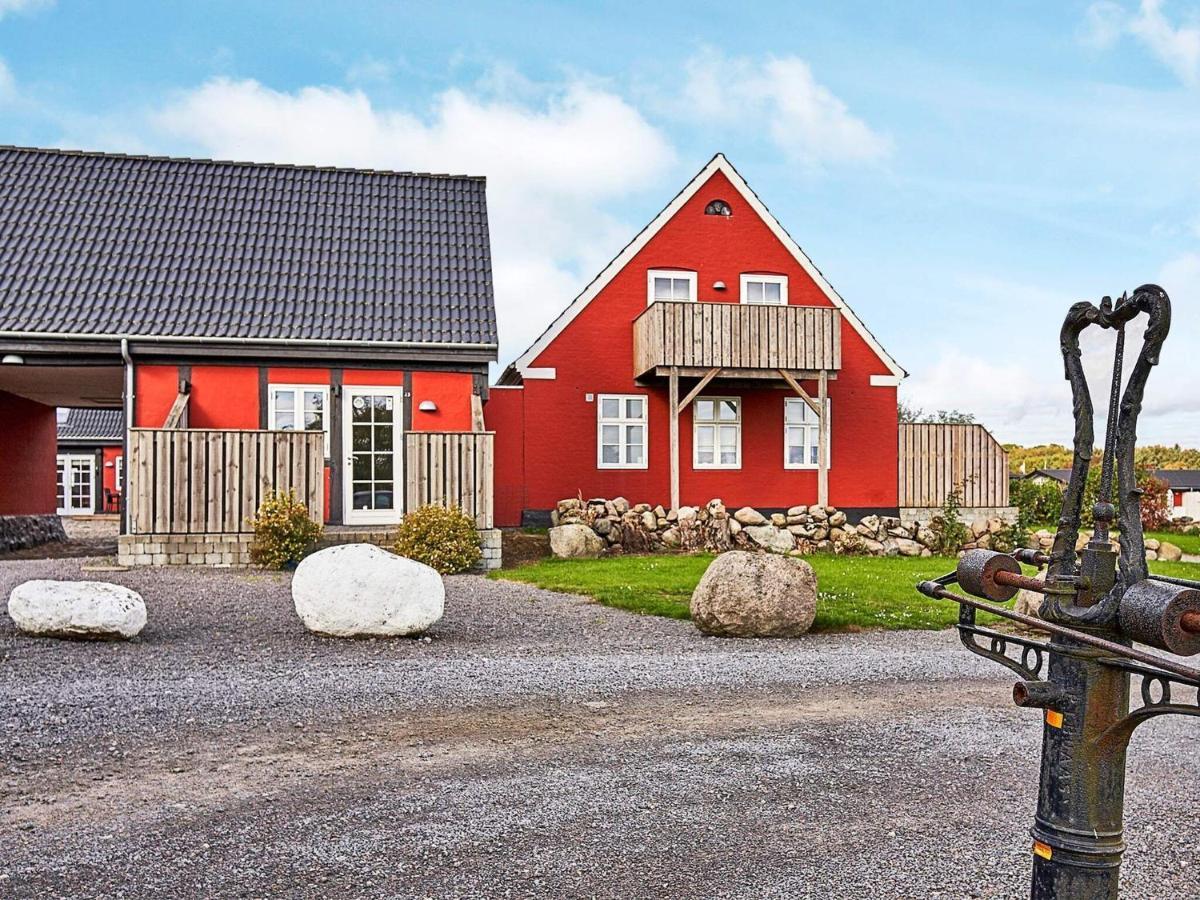 5 Person Holiday Home In AÅkirkeby Extérieur photo